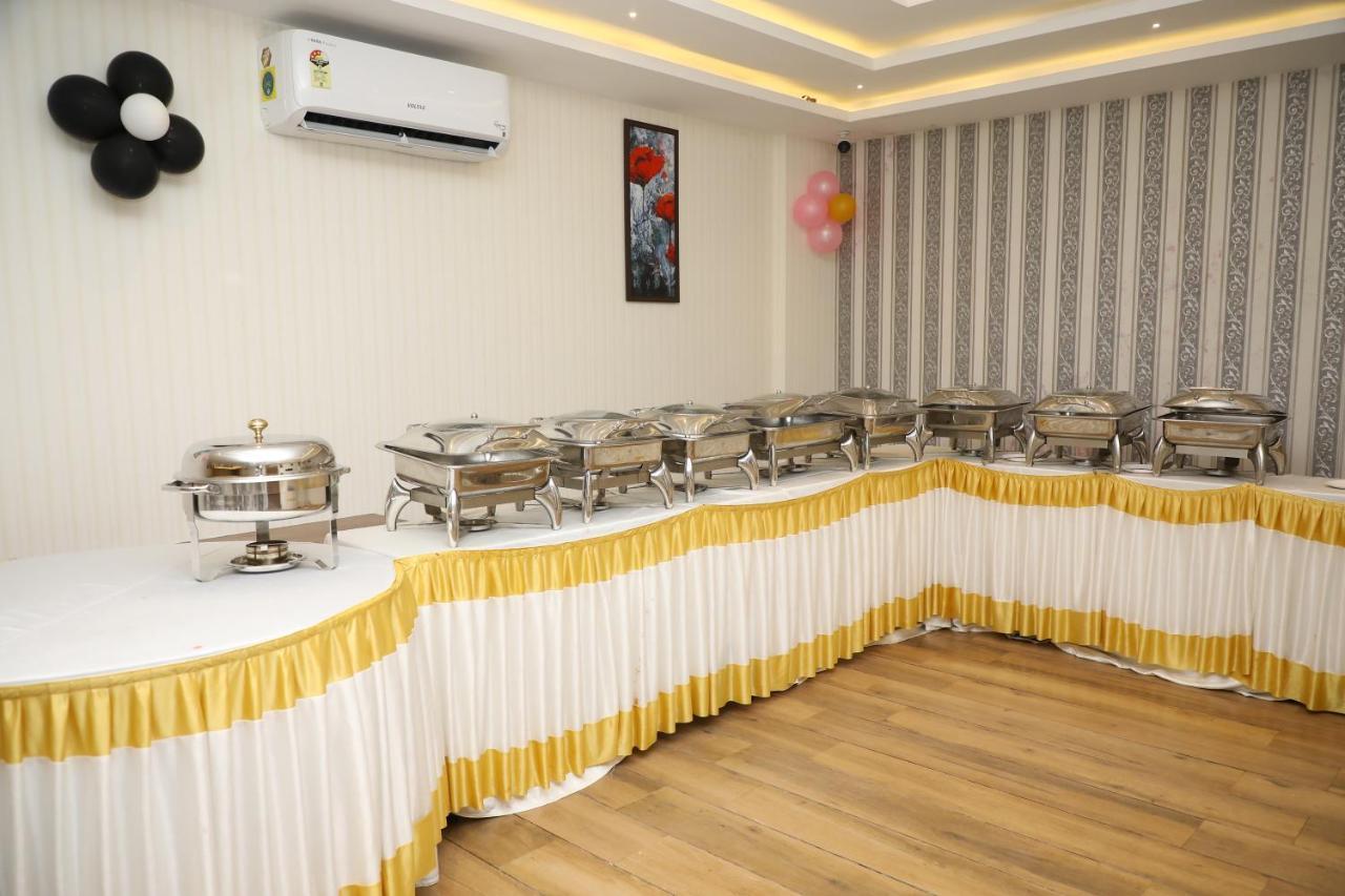 Royal Ace Boutique Hotel Bangalore Extérieur photo