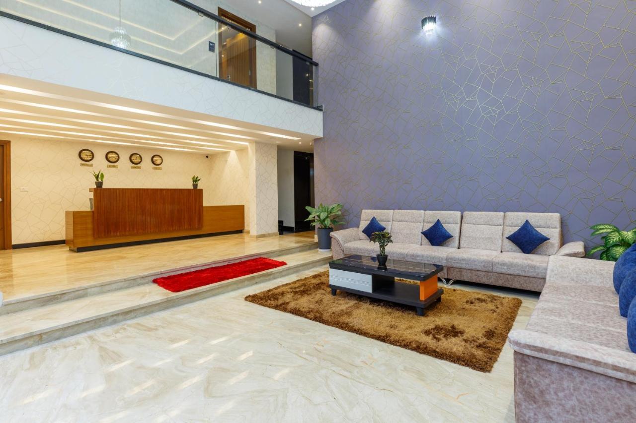 Royal Ace Boutique Hotel Bangalore Extérieur photo
